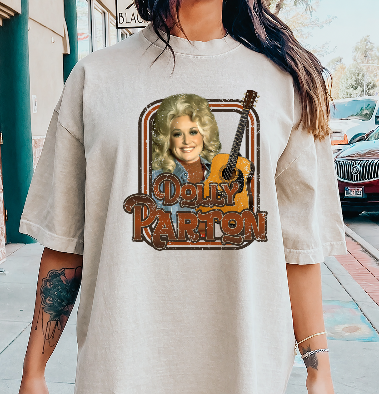 dolly Parton distressed
