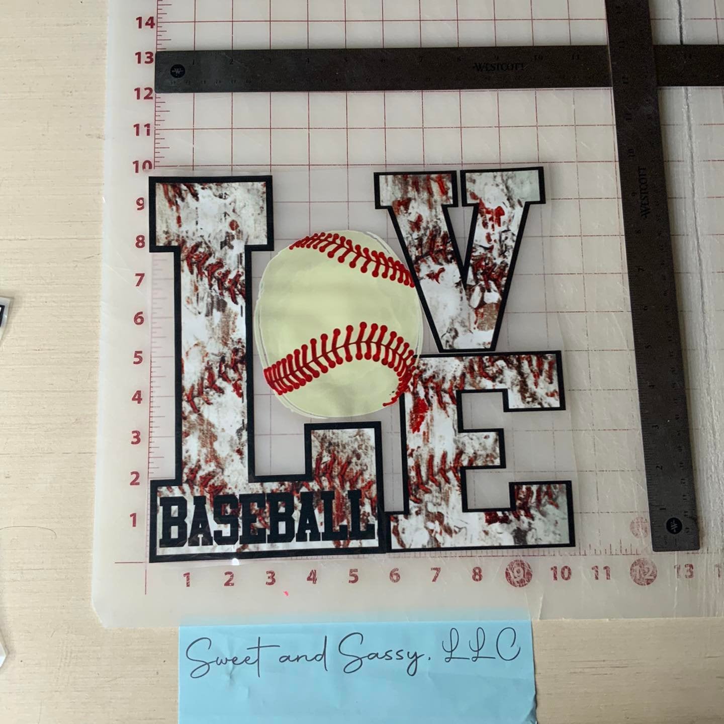LOVE BASEBALL DTF Transfer Design
