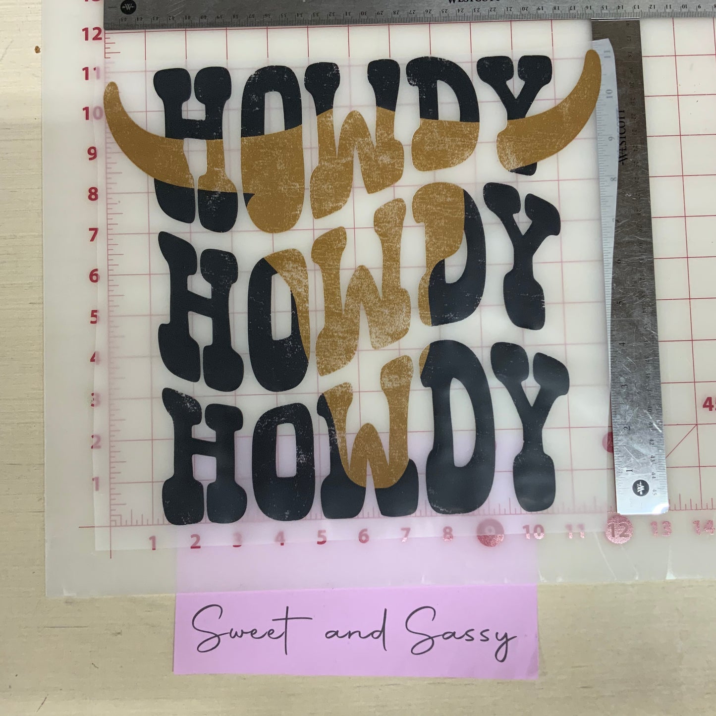 "Howdy" DTF Transfer Design